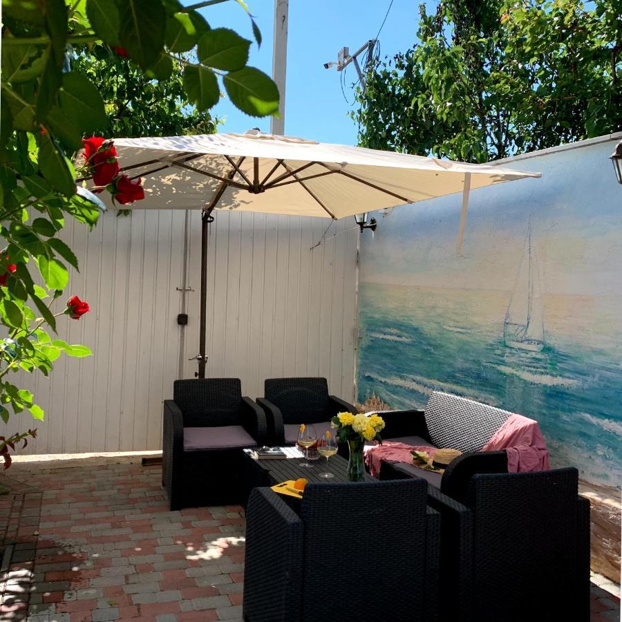 Guest House Santin Черноморск Екстериор снимка